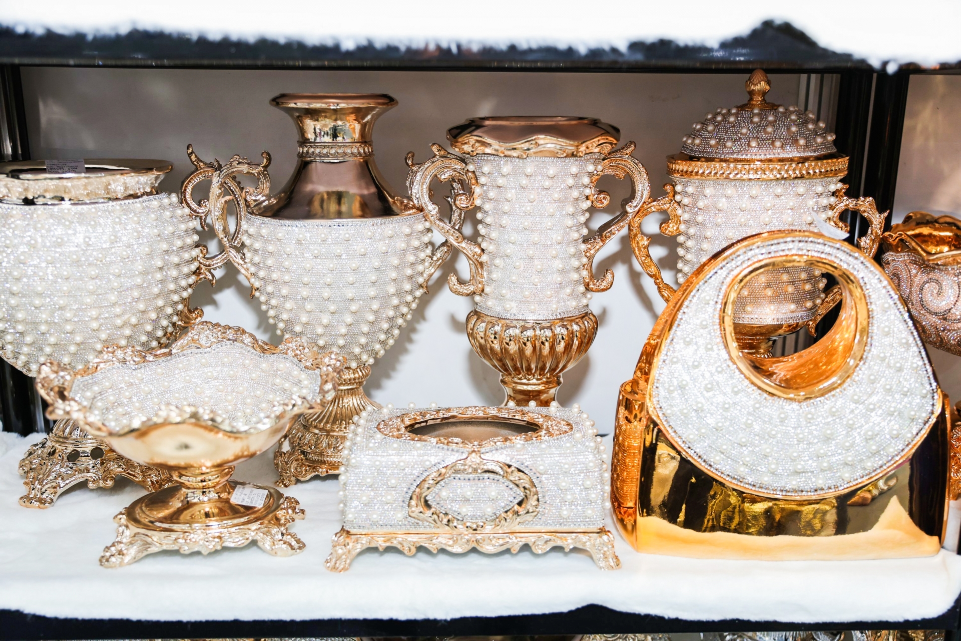 家居装饰.JPG 家居装饰.JPG